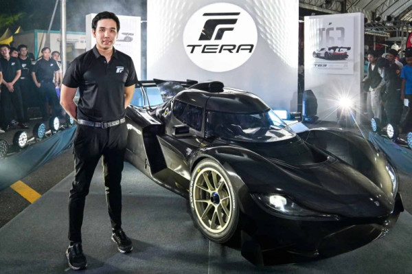Thailand Hadirkan Mobil Tercepat di Bumi dengan Fitur Canggih