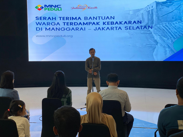 Warga Korban Kebakaran Manggarai Bersyukur Terima Bantuan MNC Peduli