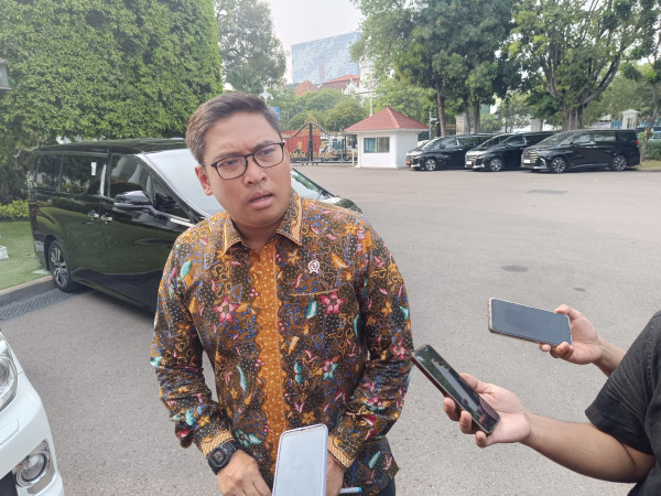 Prabowo Larang Menteri Pakai Mobil Impor, Mobil Dinas Harus Maung