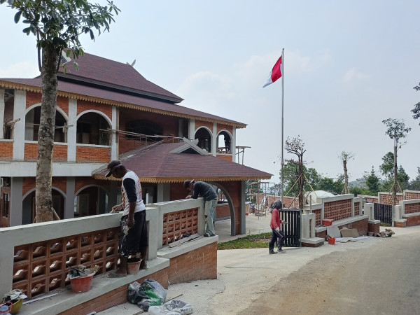 Menengok Pos Pengamanan Gabungan Dekat Rumah Prabowo di Hambalang