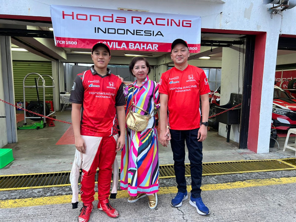 Ayah-Anak Alvin Bahar & Avila Bahar Kunci Gelar Juara Nasional 2024 di Putaran 5 ISSOM