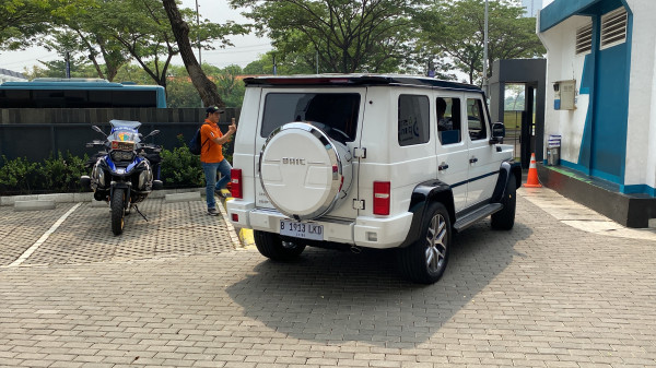 Siapa Mau Beli Mercy G-Class Versi Lite dengan Harga Rp1,4 Miliar?