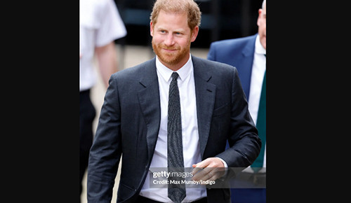 5 Outfit Termahal Pangeran Harry, Harganya Tembus Ratusan Juta Rupiah