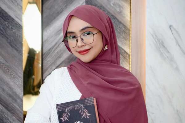 5 Artis yang Menjanda di Tahun 2024, Nomor 3 Menikah Lagi usai 9 Bulan Cerai
