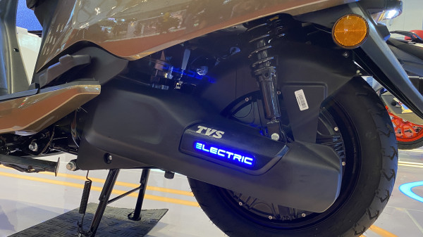 TVS iQube: Motor Listrik India Imut dan Lucu, Harga Rp40 Jutaan?