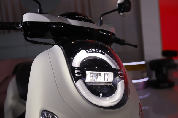 Scoopy Terbaru Bersolek! Harga Rp22 Juta, Ada USB Type-C & Panel Digital!