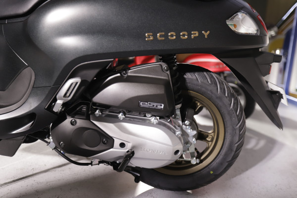 Scoopy Terbaru Bersolek! Harga Rp22 Juta, Ada USB Type-C & Panel Digital!