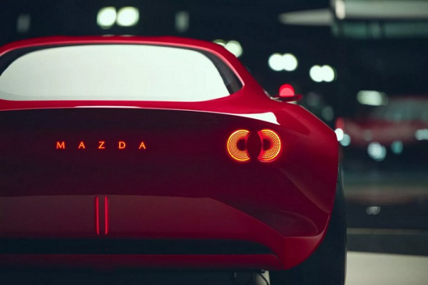 Berdesain Retro Futuristik, Mazda Iconic SP Masuk Dapur Produksi