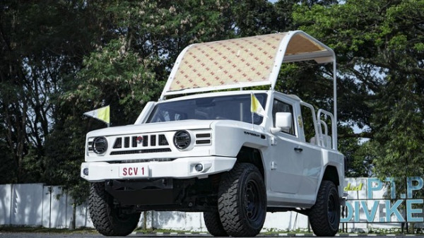 Mobil SUV Pindad Mana yang Cocok Dikendarai di Jalanan Umum?