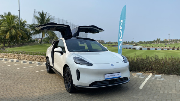 Mobil Listrik Berpintu Sayap Camar Aion Hyptec HT Rp800 Jutaan Sudah Terjual 1.000 Unit!