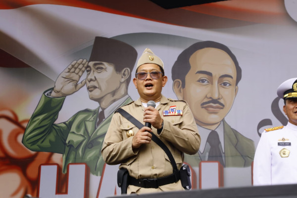 Peringati Hari Pahlawan, Pj Gubernur Jatim: Momentum untuk Implementasikan Sifat dan Nilai Kepahlawanan