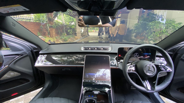 Mercedes-Benz S450 President Edition: Mobil Para Petinggi Negara, Kini Bisa Anda Beli!