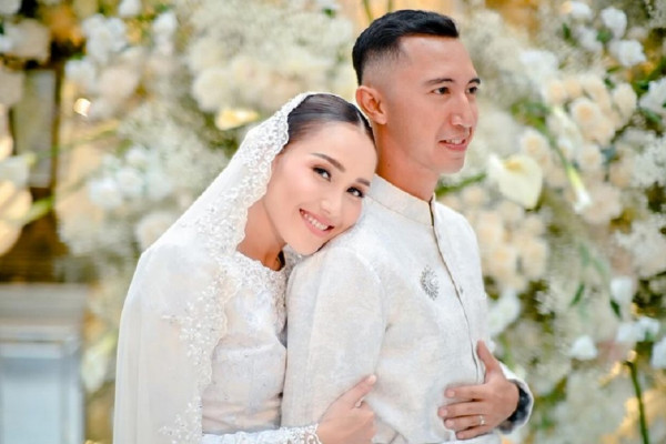 Cerita Kocak Ayu Ting Ting Ngebet Nikah tapi Belum Ada Jodoh: HP Sepi Banget Mau Gue Banting Rasanya