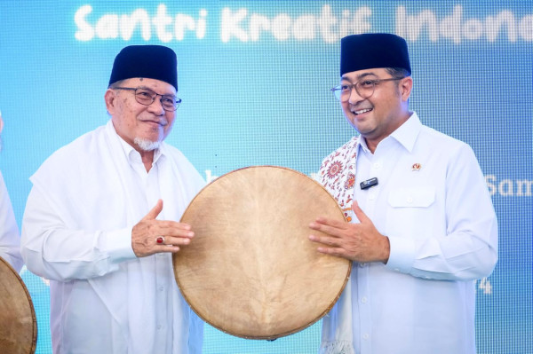 Luncurkan Kreasi di Aceh, Menteri Riefky Ajak Santri Ikut Sebarkan Informasi Bahaya Judi Online