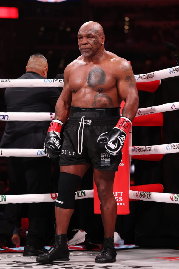 Mike Tyson Pensiun usai Dikalahkan Jake Paul: Tak Ada Penyesalan Naik Ring Terakhir Kalinya