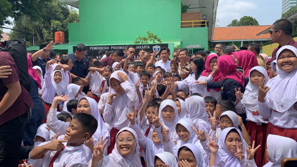 Agenda Wapres Gibran Hari Ini, Meninjau Makan Siang Bergizi dan Bagi-bagi Susu Lagi