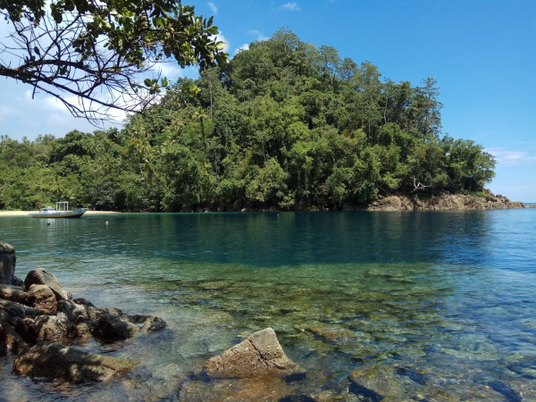 15 Rekomendasi Wisata Alam di Ambon, Banyak Pantai Indah Instagramable