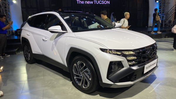 Kenapa Hyundai Nggak Pede Rakit Tucson Hybrid di Indonesia?