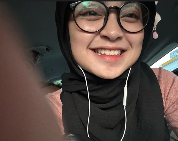 Profil dan Biodata Kesya Tamara, Anak Limbad yang Viral karena Berparas Cantik