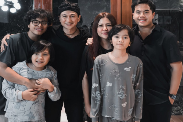 5 Artis Indonesia yang Diam-diam Bercerai, dari Andre Taulany hingga Ari Lasso