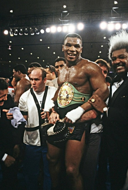 3 Kelebihan Mike Tyson Dibanding George Foreman, Salah Satunya Kekuatan Pukulan