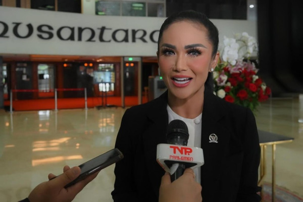 Krisdayanti Legawa Kalah Hitung Cepat Pilkada Kota Batu: Saya Sangat Ikhlas