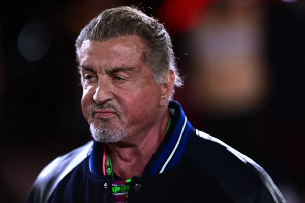 Jake Paul Kecam Sylvester Stallone yang Mengejek Nyawanya Terselamatkan oleh Mike Tyson