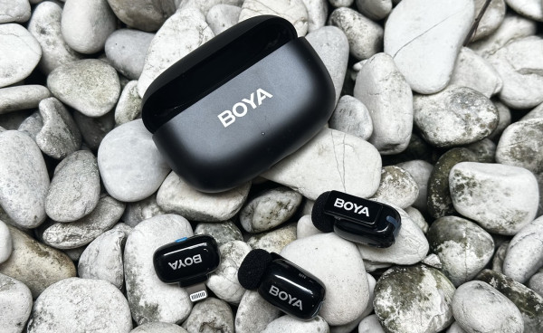 Review Boya Mini: Mikrofon Wireless Seringan Bulu dan Terkecil di Dunia
