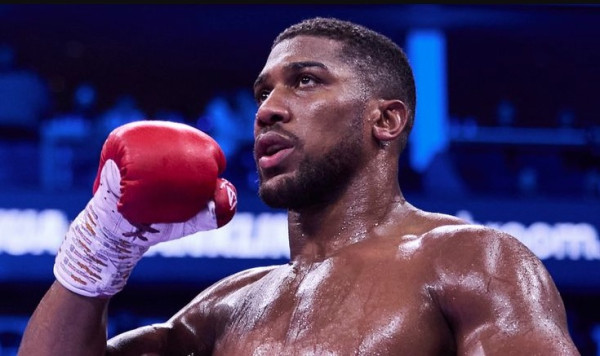 5 Petinju Paling Populer di Instagram: Mike Tyson Kalahkan Jake Paul!