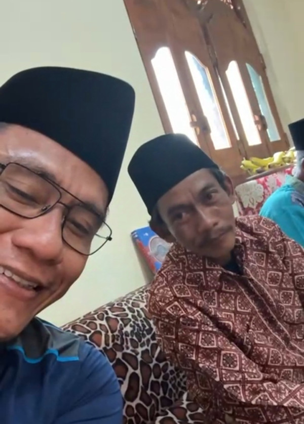 Usai Menghina, Gus Miftah Ajak Penjual Es Teh Makan Bareng