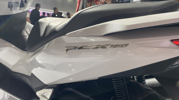 Spesifikasi New Honda PCX 160 2024: Apa Saja yang Baru dan Jadi Daya Tarik?