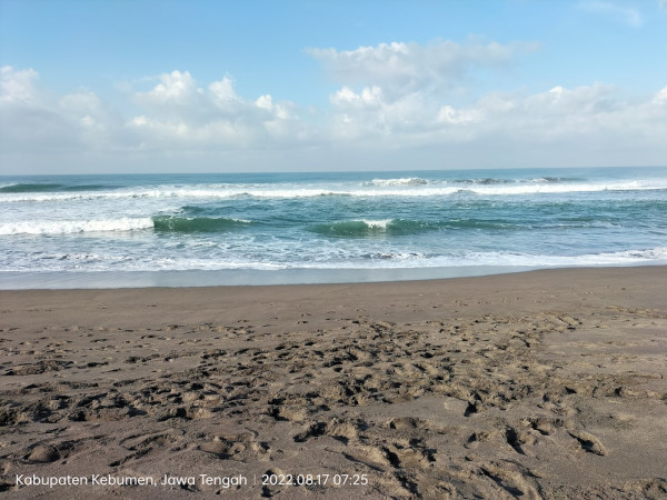 10 Pantai Terindah di Kebumen, Rekomendasi Destinasi Liburan Akhir Tahun Bareng Keluarga