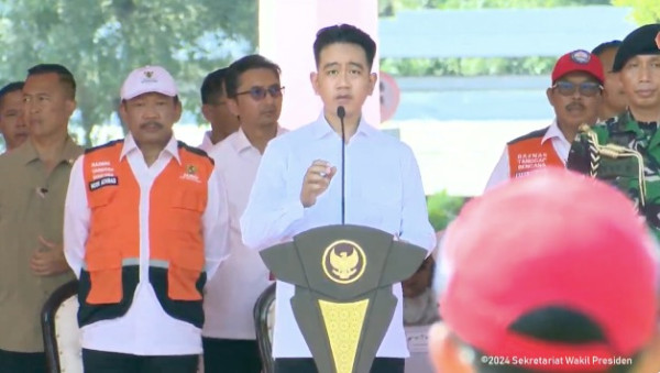 Prabowo Panggil Menterinya Bahas Napi, Gibran Buka Rakornas Baznas Tanggap Bencana