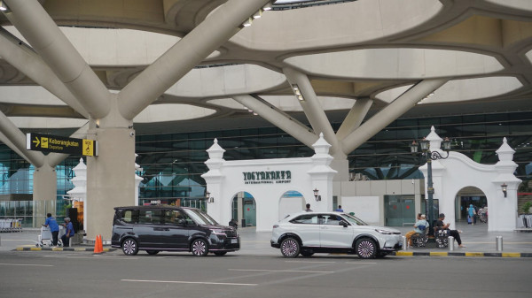Wisata Budaya Naik Mobil Listrik? Honda e:Technology City Tour Explore Indonesia Sambangi Yogyakarta