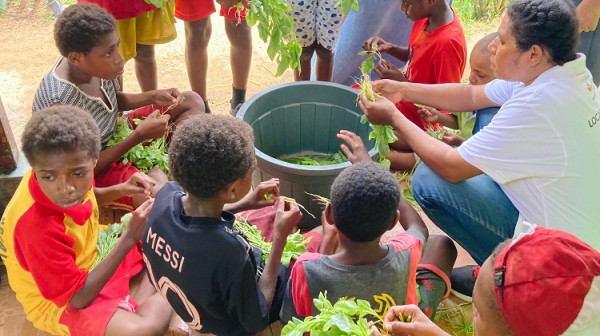 Anak Papua Lebih Semangat Belajar Setelah Ada Uji Coba Makan Bergizi Gratis