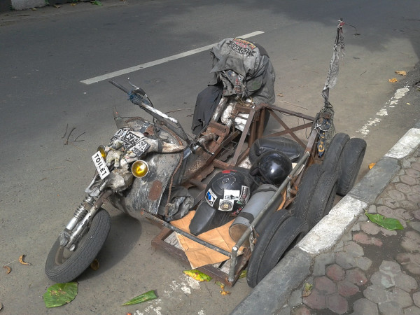Fakta Vespa Gembel: Bukan Sekadar Skuter Kumuh, tapi Fenomena Budaya dan Sejarah