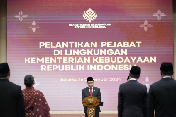 Fadli Zon Lantik 13 Pejabat Tinggi Madya Kementerian Kebudayaan, Ini Daftarnya