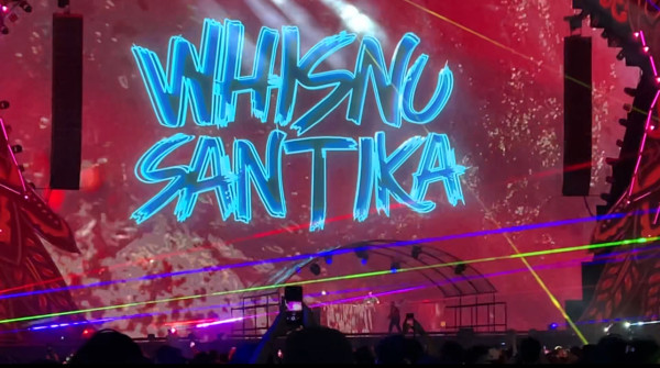 Whisnu Santika Beri Kejutan Kolaborasi dengan Cinta Laura di DWP 2024 Hari Kedua