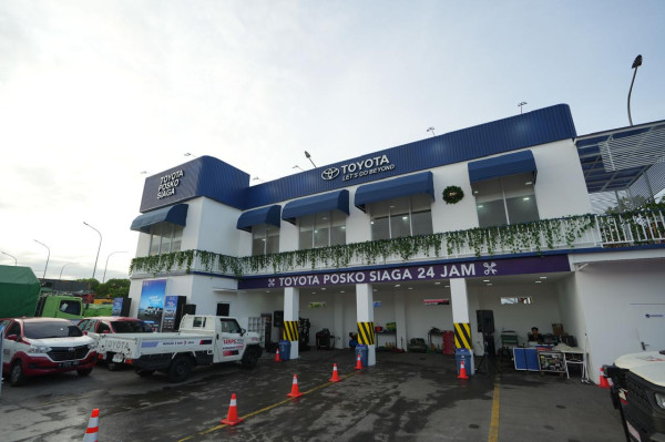 Hilux Rangga Disulap Jadi Bengkel Keliling, Toyota Siap Bantu Pengguna Selama Libur Nataru