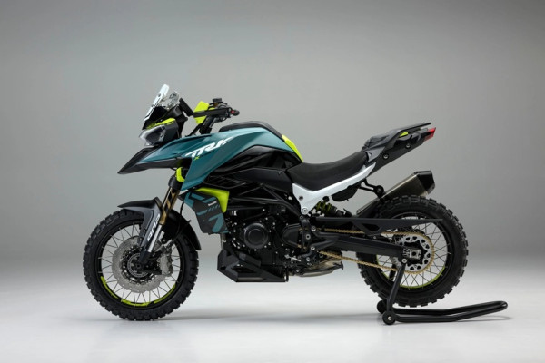 Mesin Naik 150cc, Penjelajah Benelli TRK902 Diluncurkan