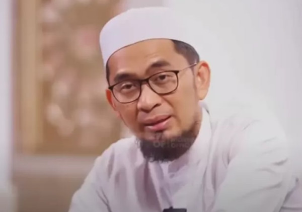 4 Ustaz Indonesia Bergelar Lc, Apa Itu Gelar Licentiate dan Perannya?