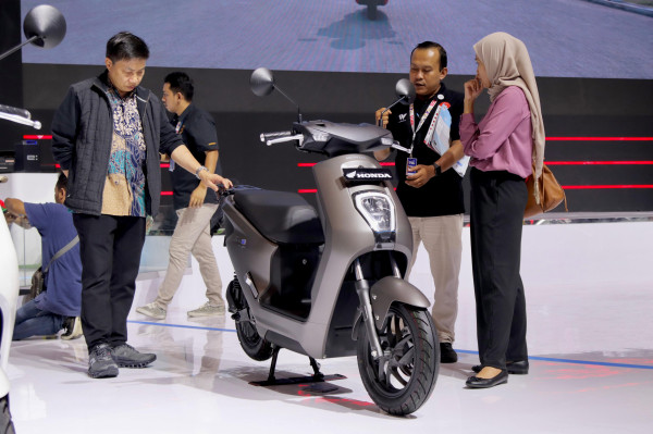 Baru Diluncurkan, Motor Listrik ICON e: dan CUV e: Diskon Rp30 Juta? Mungkinkah?