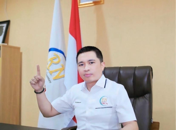 Hasto Ditantang Laporkan Skandal Korupsi Pejabat Negara ke Penegak Hukum