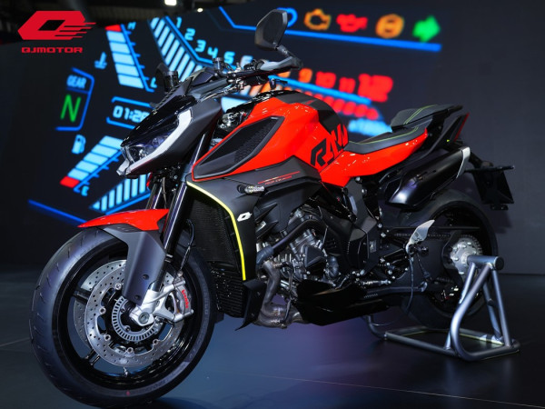 QJMotor SRK 1000, Motor China Berotot untuk Kelas Hypernaked