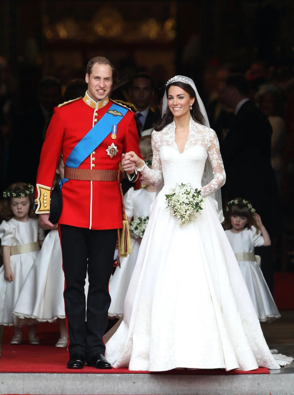 Pangeran William dan Kate Middleton Akan Perbarui Janji Pernikahan, Bulan Madu Romantis Disiapkan