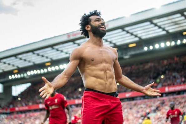 5 Selebrasi Telanjang Dada Mohamed Salah di Liverpool, Langganan Lawan MU!