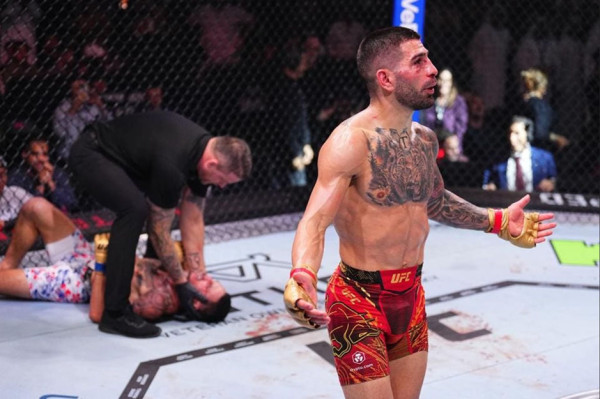 5 Petarung UFC dengan Bayaran Tertinggi di Tahun 2024