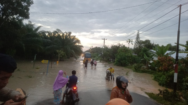 Banjir Terjang 4 Desa di Serdang Bedagai Sumut, Ratusan Rumah Terendam
