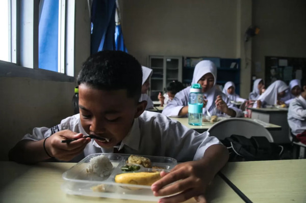 Mengintip Aneka Menu Makan Bergizi Gratis di Berbagai Daerah Indonesia