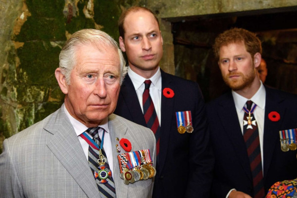 Pangeran Harry Desak Raja Charles III Penuhi Permintaannya sebelum William Naik Takhta